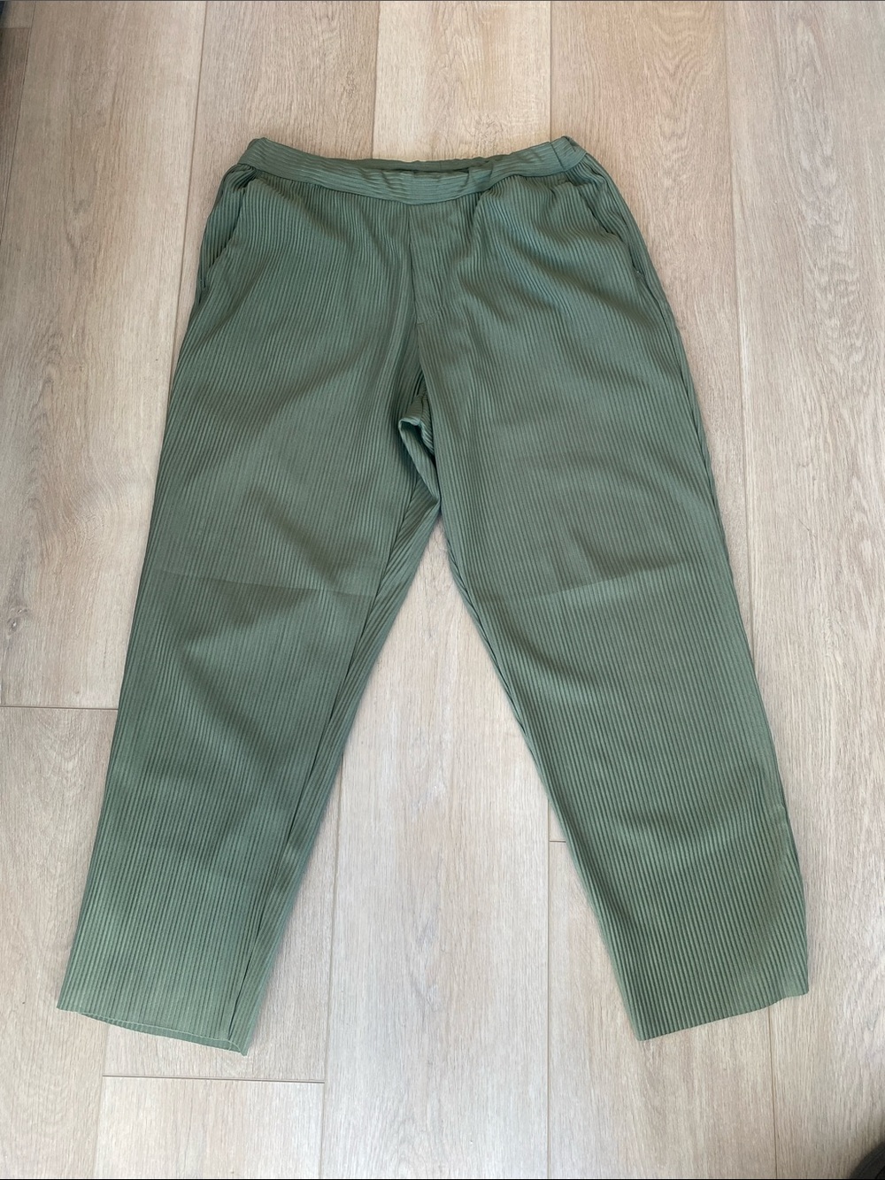 Zara Olive Green Ribbed Corduroy Pants